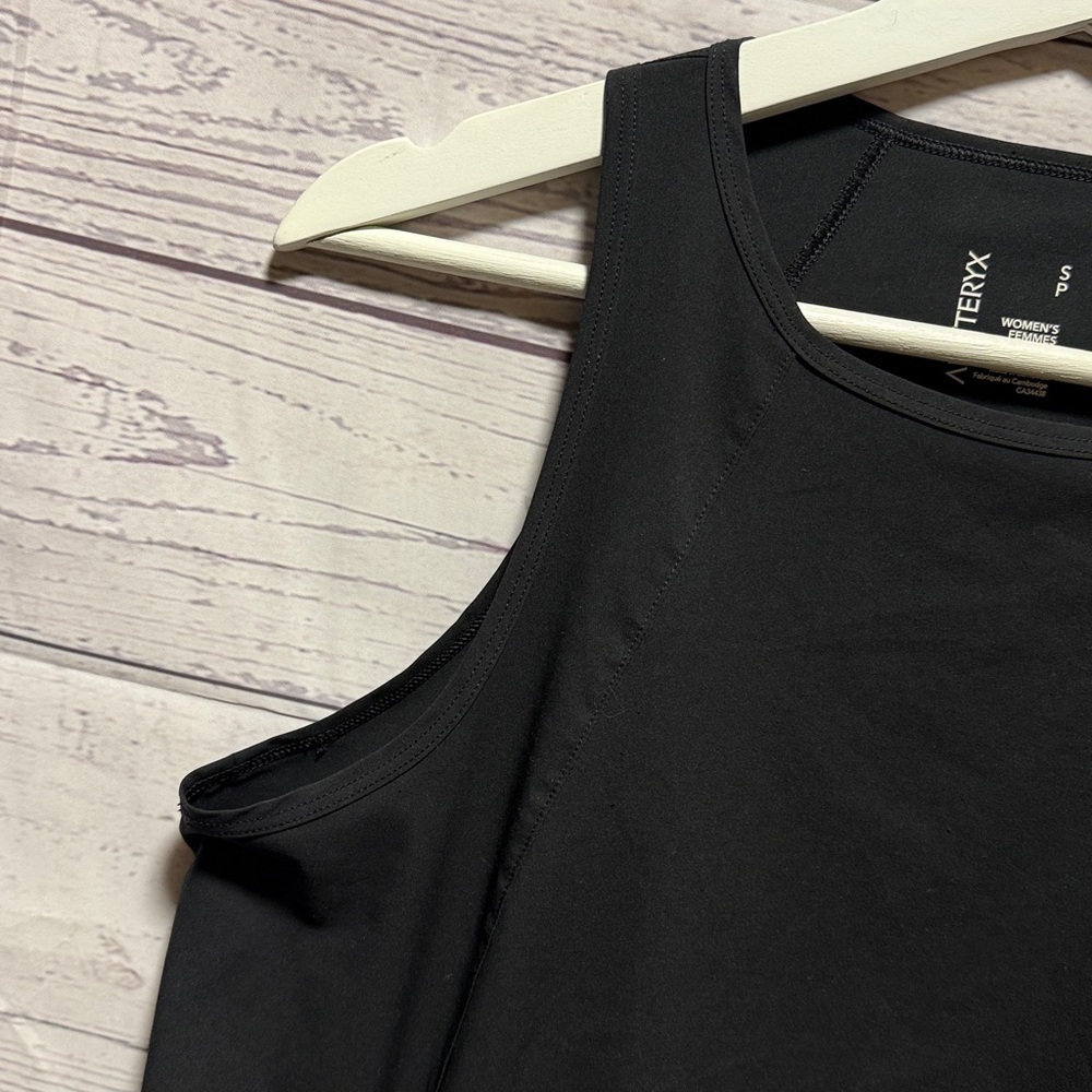 Arc’teryx Contenta shift Dress - Picture 4 of 7